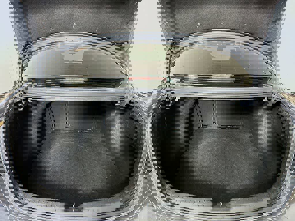 Used 2020 Hyundai Elantra SE w/ Cargo Package (C1) image 23