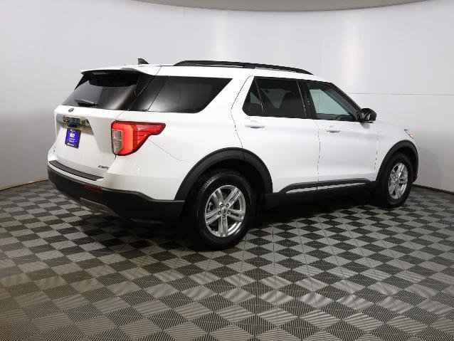 Certified 2021 Ford Explorer XLT w/ Equipment Group 202A image 4