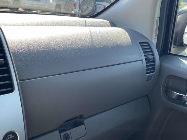 Used 2018 Nissan Frontier SV w/ Value Truck Package AWD/4WD image 29