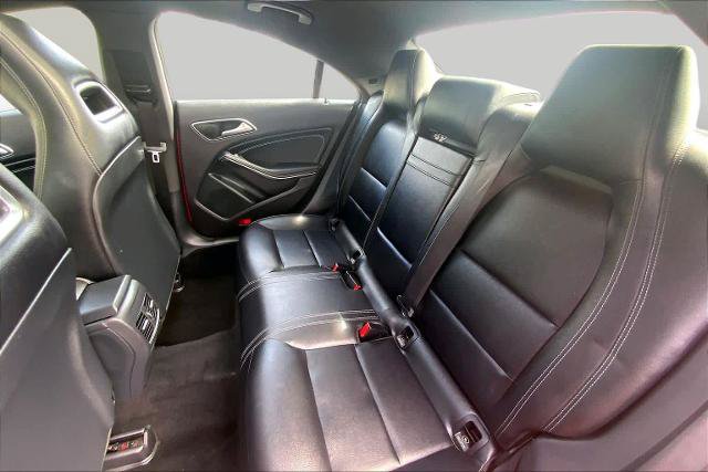 Used 2018 Mercedes-Benz CLA 250 4MATIC image 21