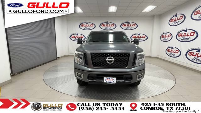 Used 2018 Nissan Titan PRO-4X w/ Pro-4x Convenience Package AWD/4WD image 3