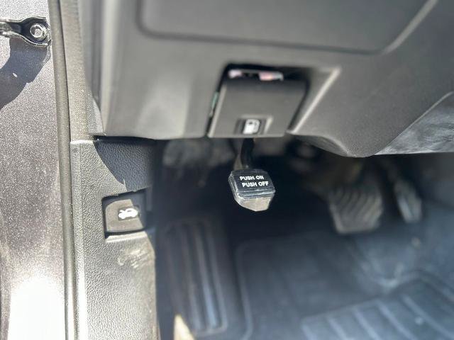 Used 2025 Nissan Altima 2.5 SV FWD image 18