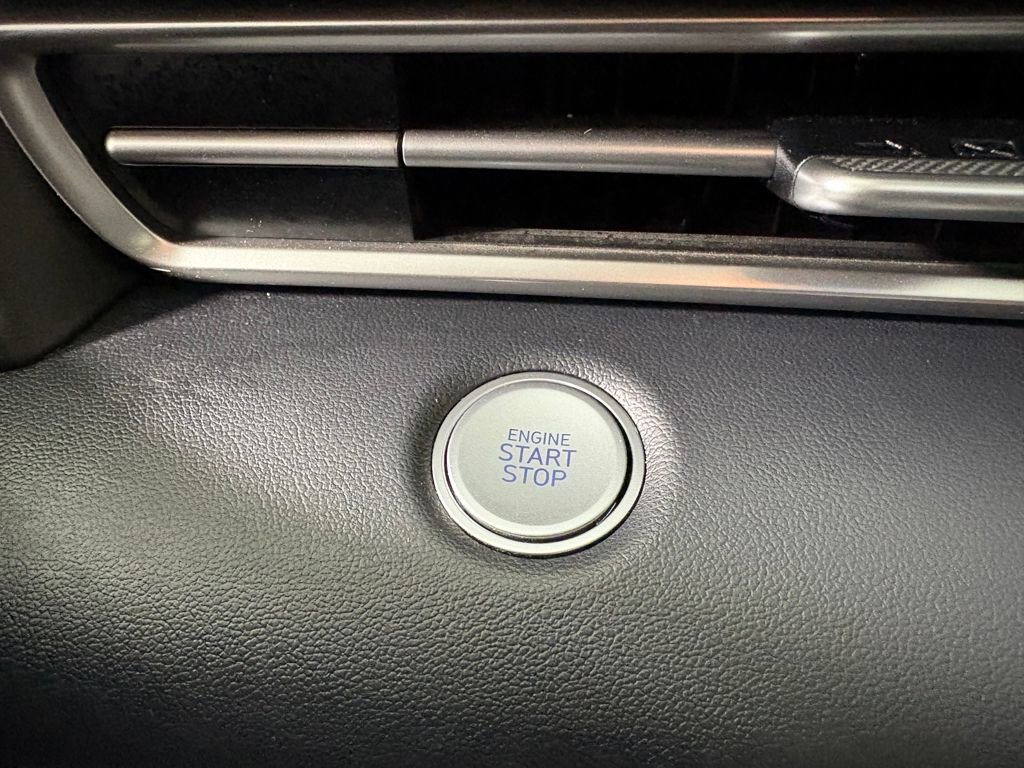 Used 2022 Hyundai Elantra SEL w/ Convenience Package image 20