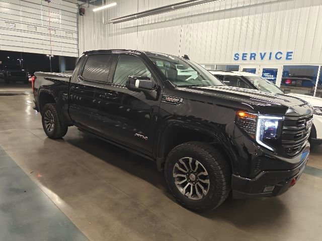 Used 2023 GMC Sierra 1500 AT4 w/ Technology Package image 4