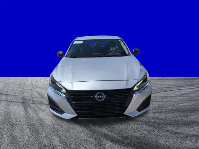 Used 2024 Nissan Altima 2.5 SV FWD image 9