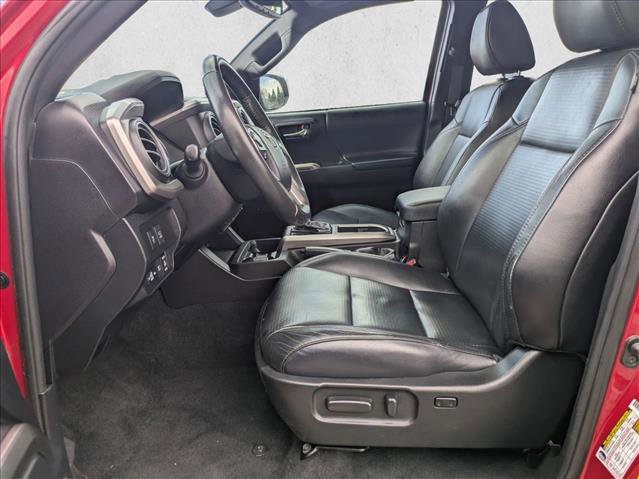 Used 2020 Toyota Tacoma Limited AWD/4WD image 16