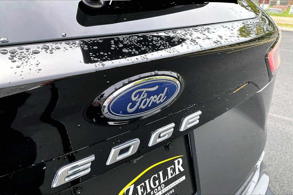 Certified 2023 Ford Edge SEL w/ Convenience Package AWD/4WD image 30