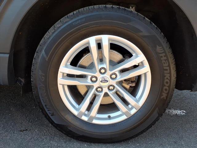 Certified 2023 Ford Explorer XLT w/ Equipment Group 202A AWD/4WD image 24