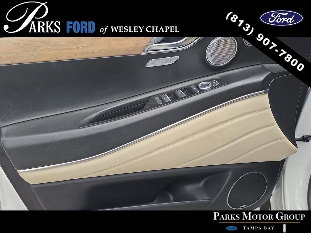 Used 2022 Genesis GV80 2.5T w/ Prestige Package 05 RWD image 16