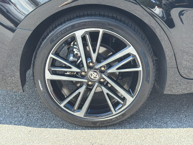 Used 2025 Toyota Camry XSE FWD image 19