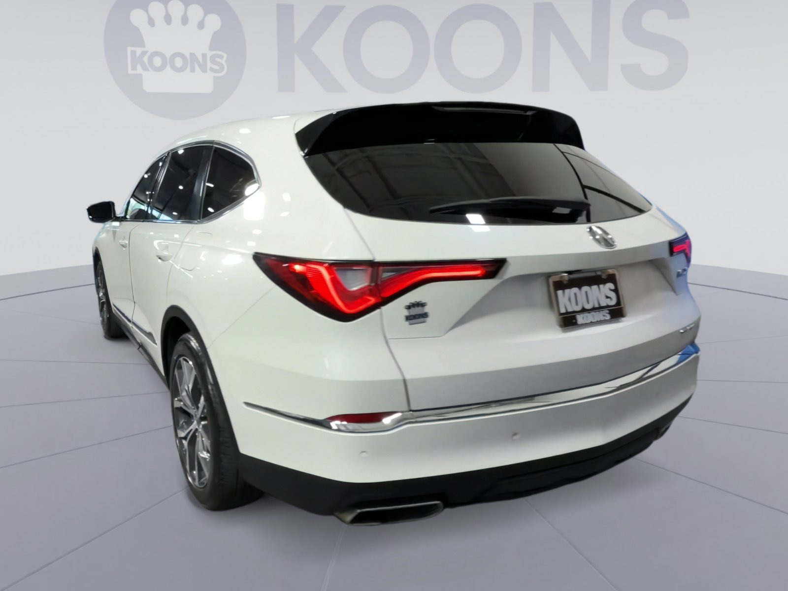 Used 2023 Acura MDX SH-AWD w/ Technology Package image 6