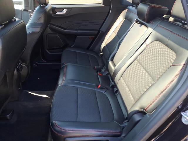 Certified 2023 Ford Escape ST-Line w/ Tech Pack #1 AWD/4WD image 16