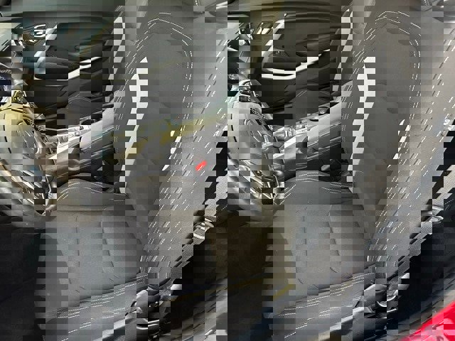 Used 2021 Chevrolet Camaro LT image 13