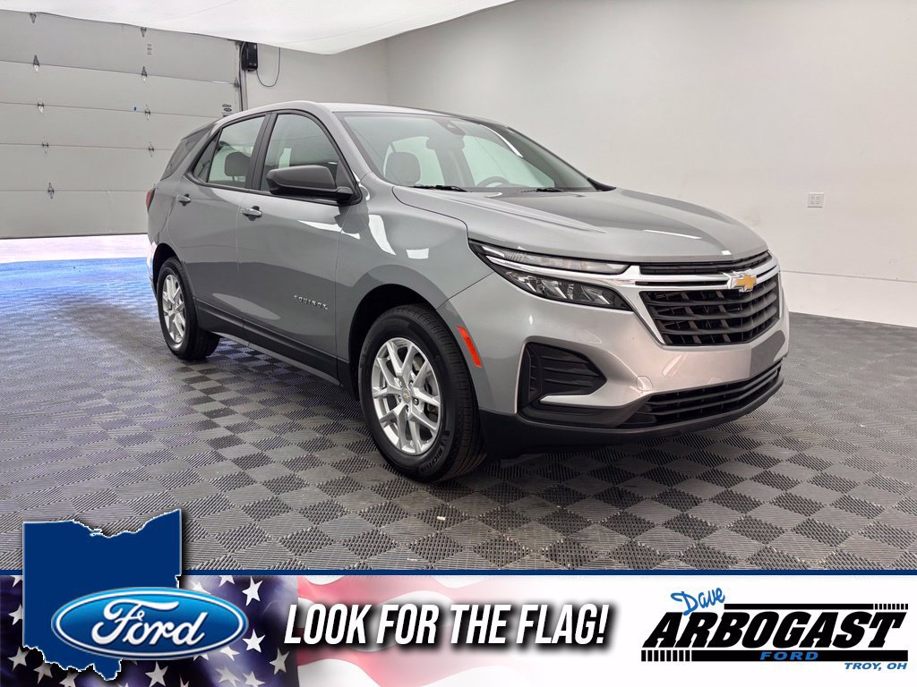 Used 2024 Chevrolet Equinox LS FWD image 1