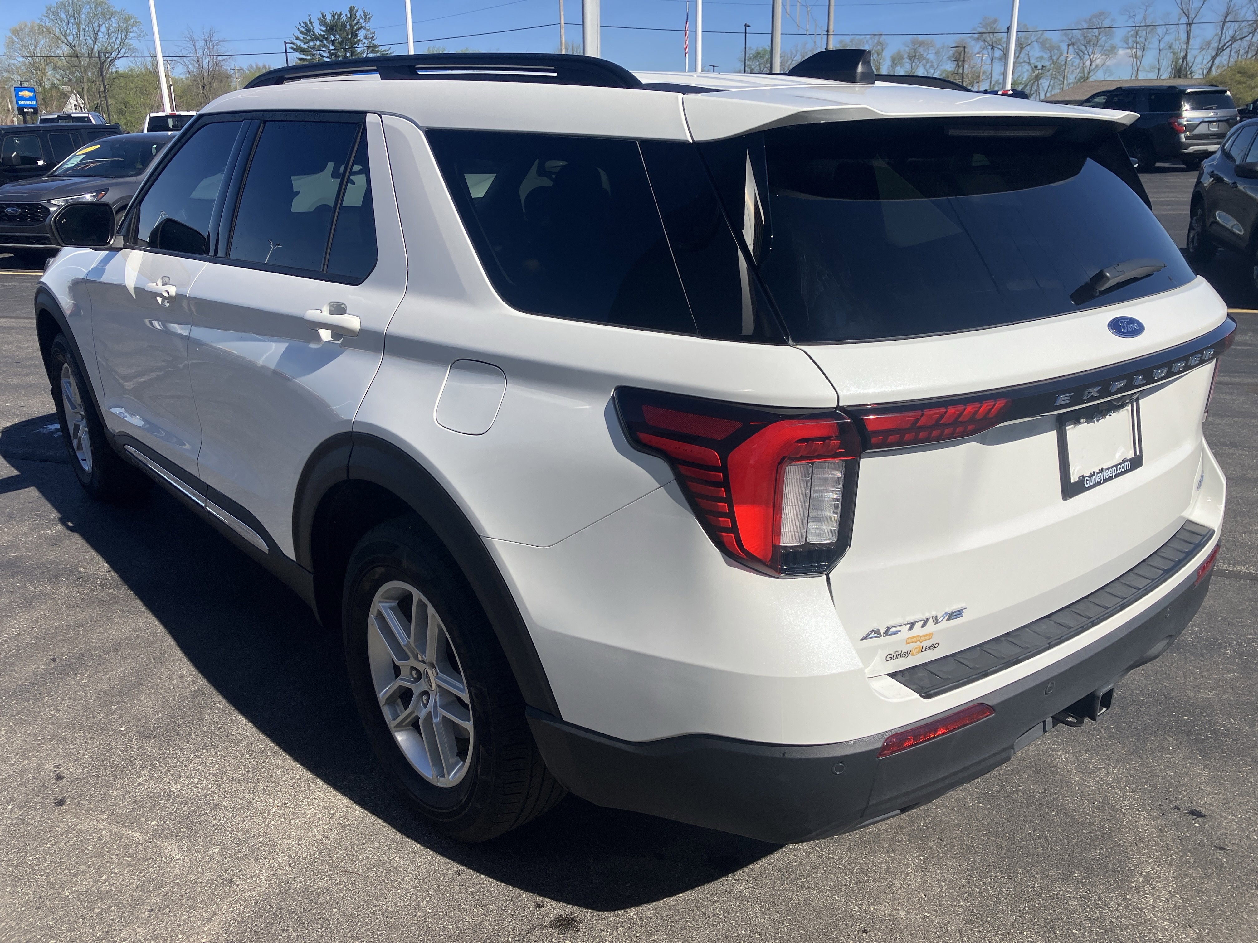Certified 2025 Ford Explorer Active image 3
