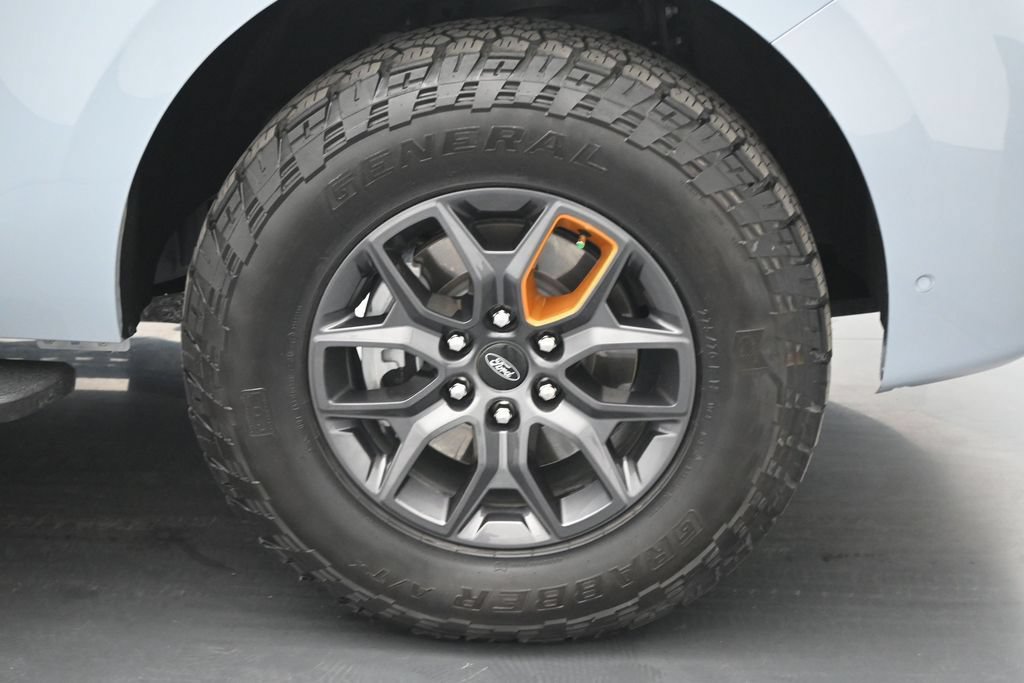 Certified 2025 Ford Expedition Tremor AWD/4WD image 28