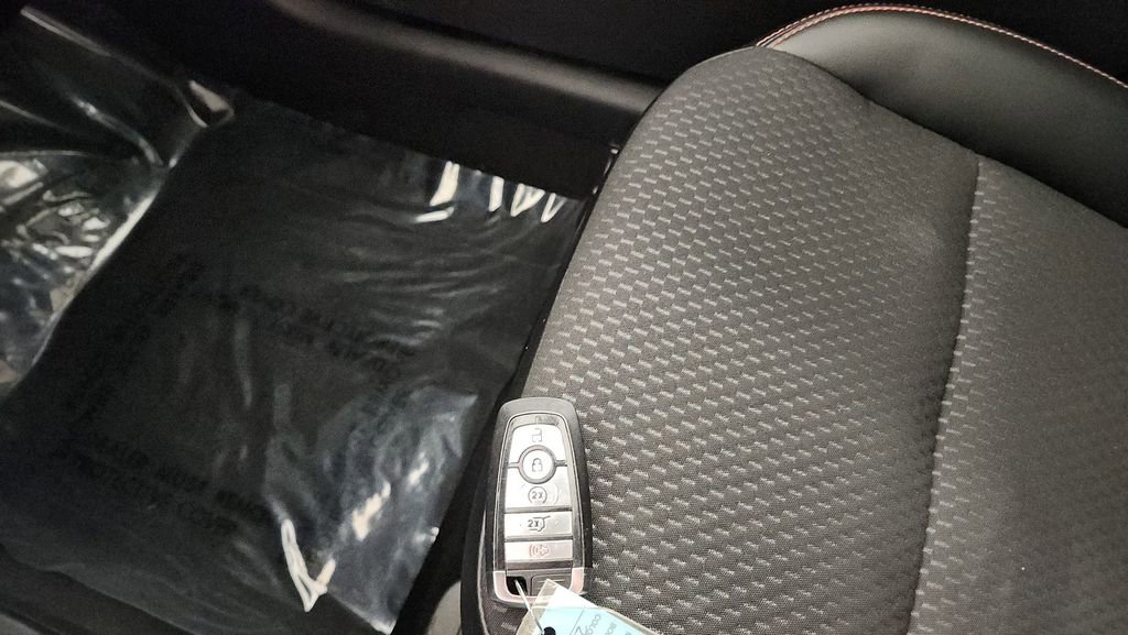 Certified 2023 Ford Escape ST-Line Select w/ Tech Pack #2 image 25