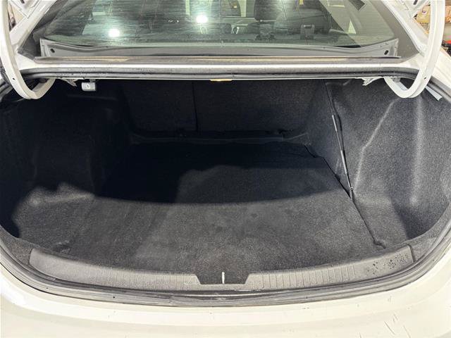 Used 2024 Chevrolet Malibu LT FWD image 39