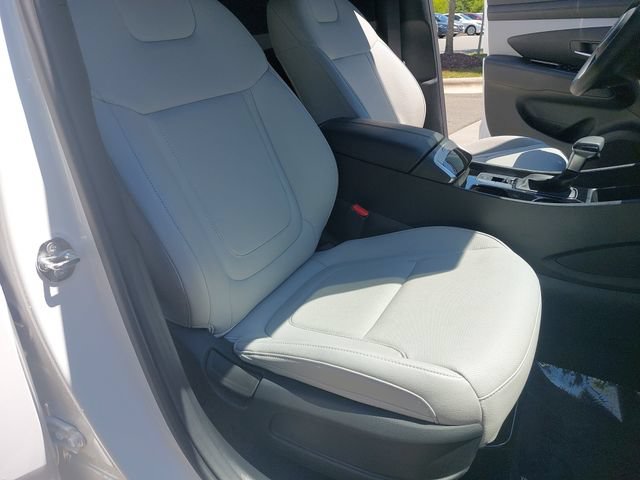 Used 2025 Hyundai Santa Cruz SEL FWD image 10