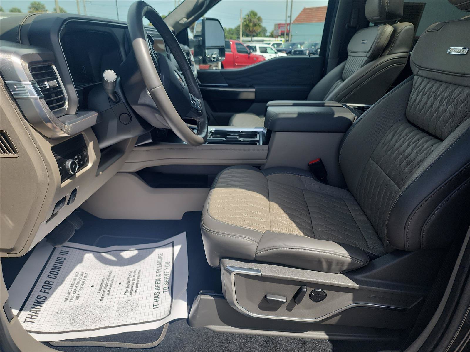 Certified 2025 Ford F450 Platinum w/ Platinum Plus Package AWD/4WD image 14