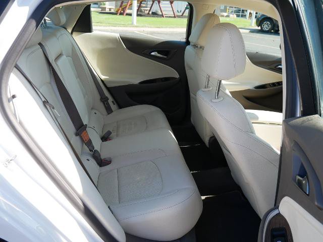 Used 2024 Chevrolet Malibu LT FWD image 13