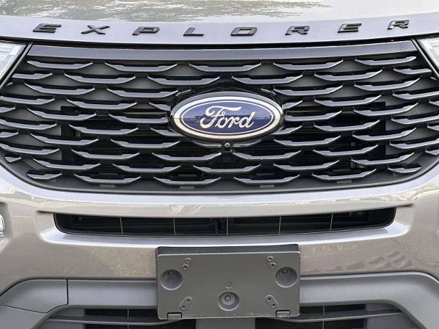 Certified 2023 Ford Explorer ST-Line w/ Class IV Trailer Tow Package AWD/4WD image 8
