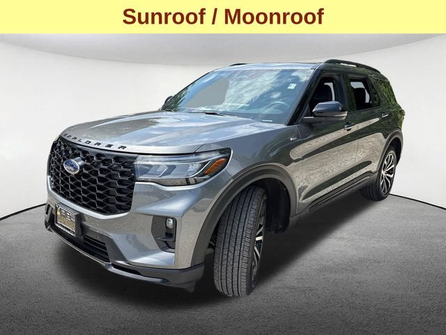 Certified 2025 Ford Explorer ST-Line AWD/4WD image 6