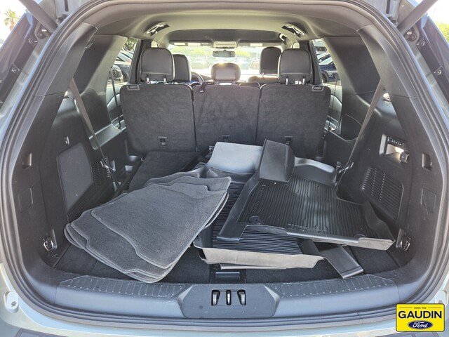Certified 2020 Ford Explorer ST w/ Premium Technology Package AWD/4WD image 14