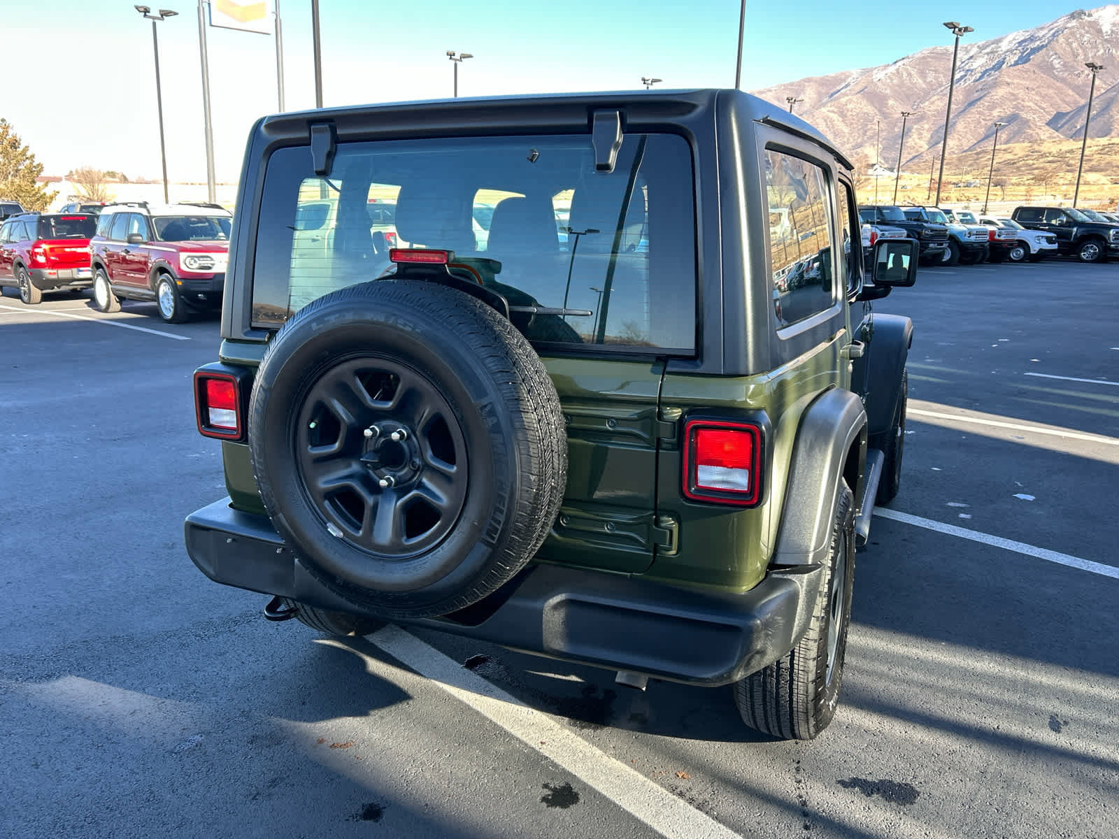 Used 2022 Jeep Wrangler Sport image 6