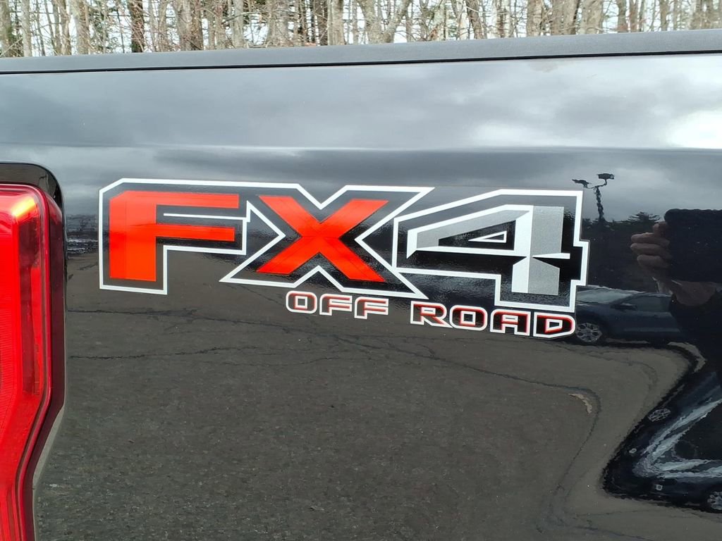 Certified 2019 Ford F350 Lariat w/ Lariat Ultimate Package AWD/4WD image 12