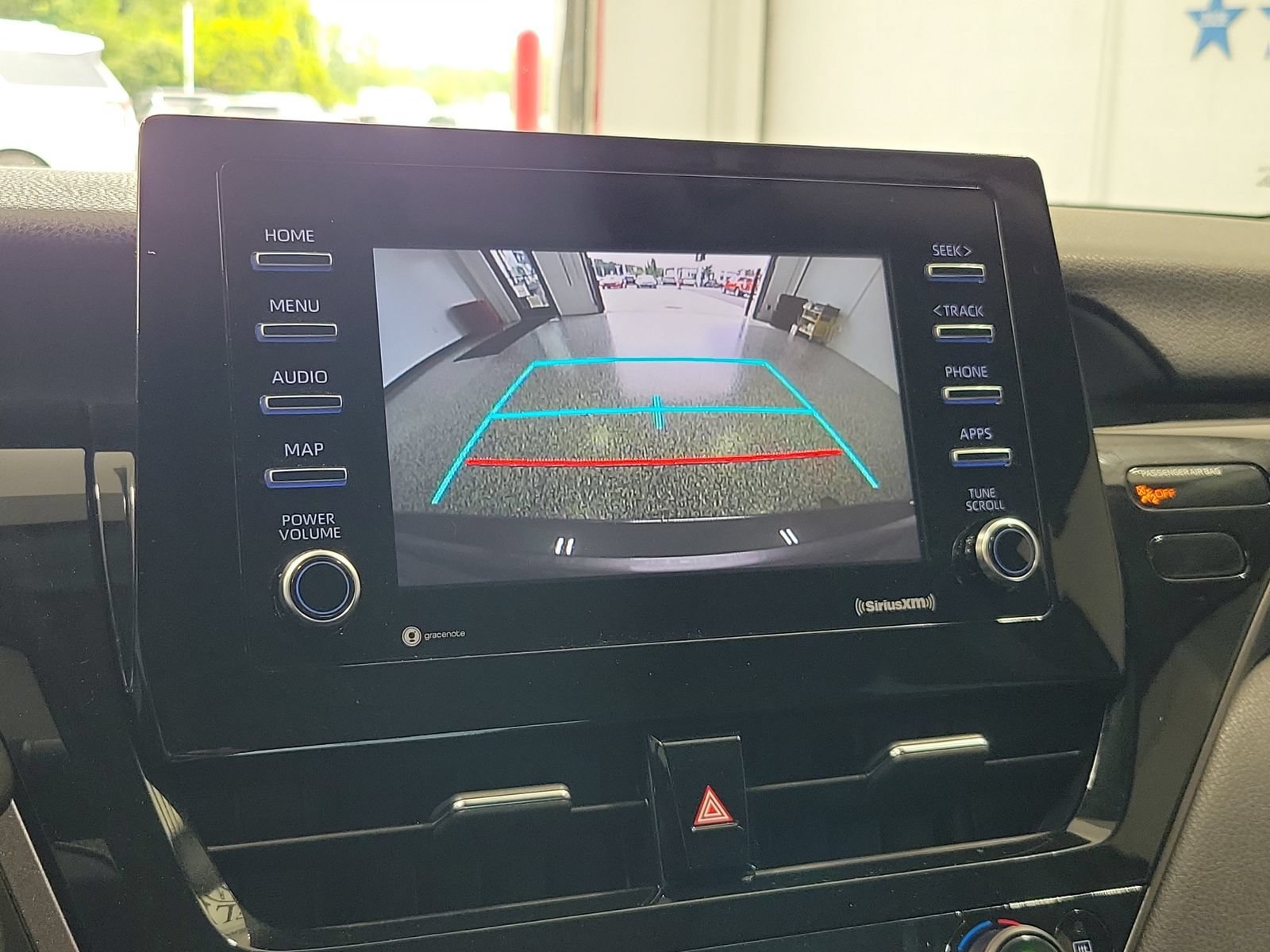 Used 2021 Toyota Camry LE FWD image 19