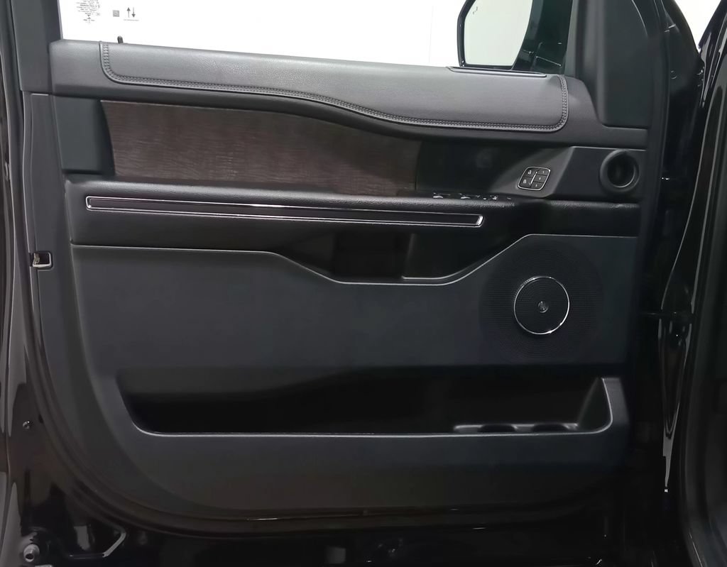 Certified 2021 Ford Expedition Max Limited AWD/4WD image 20