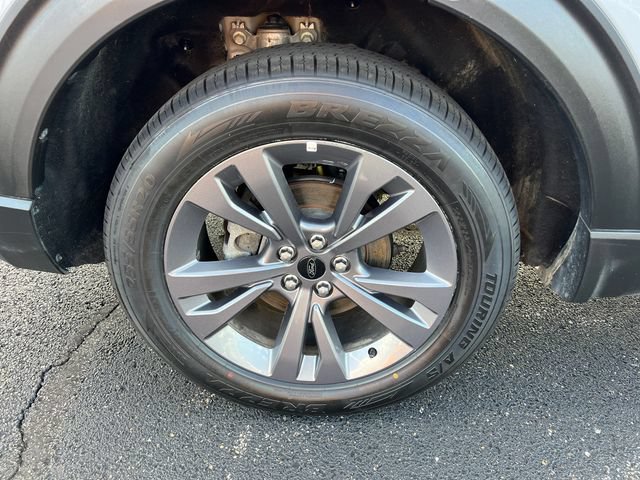 Certified 2025 Ford Explorer Active w/ Active Comfort Package AWD/4WD image 10