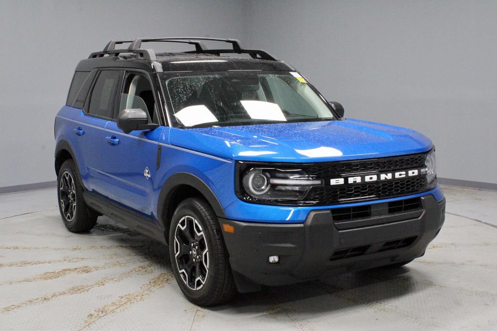 Certified 2025 Ford Bronco Sport Outer Banks w/ Outer Banks Tech Package+ AWD/4WD image 1