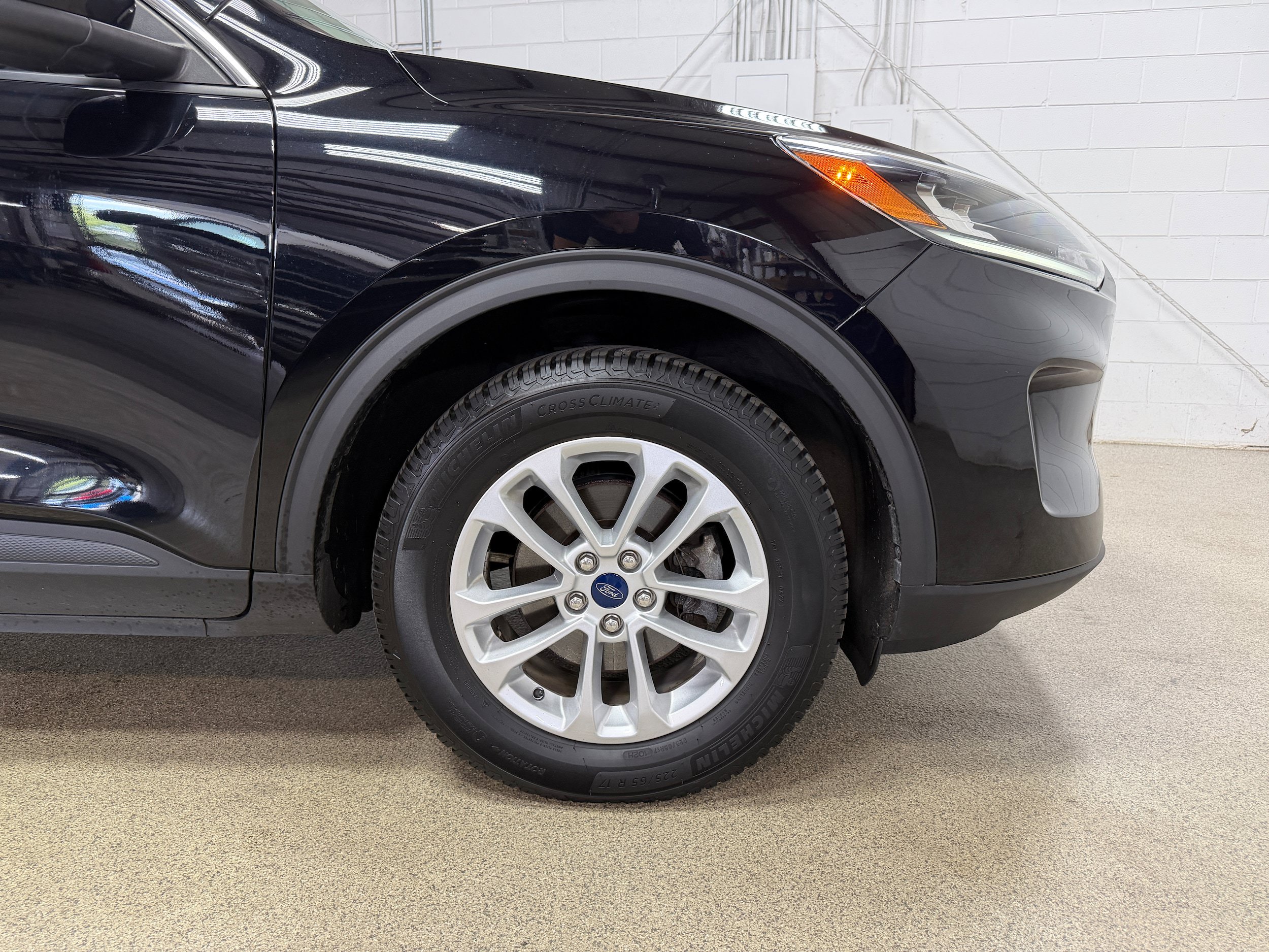 Certified 2020 Ford Escape SE AWD/4WD image 27
