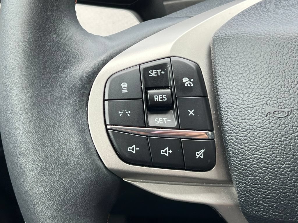 Certified 2025 Ford Explorer Active w/ Active Comfort Package AWD/4WD image 23