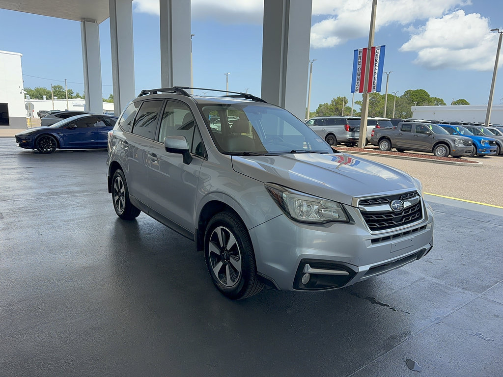 Used 2017 Subaru Forester 2.5i Limited w/ Popular Package #2 AWD/4WD image 4