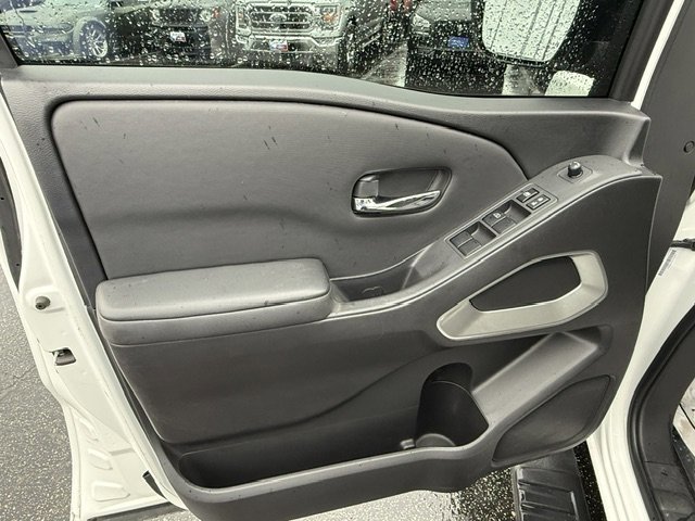 Used 2023 Nissan Frontier SV w/ SV Convenience Package image 10