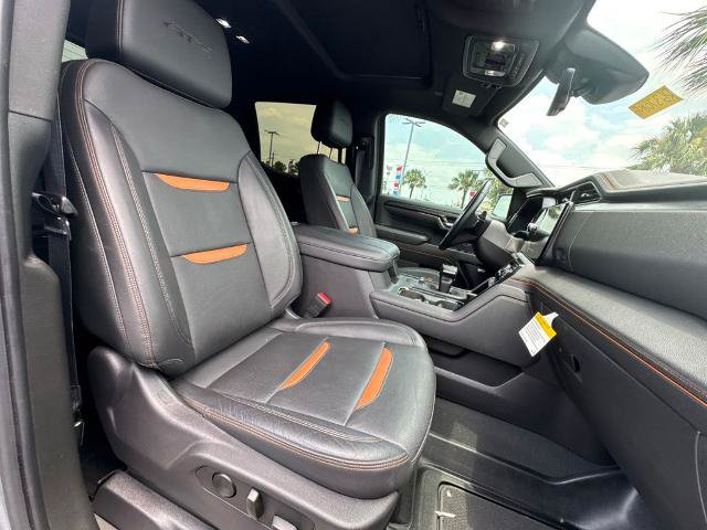 Used 2024 GMC Sierra 1500 AT4 w/ Technology Package AWD/4WD image 26