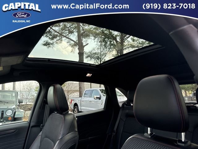 Certified 2024 Ford Escape ST-Line w/ Tech Pack #1 image 21