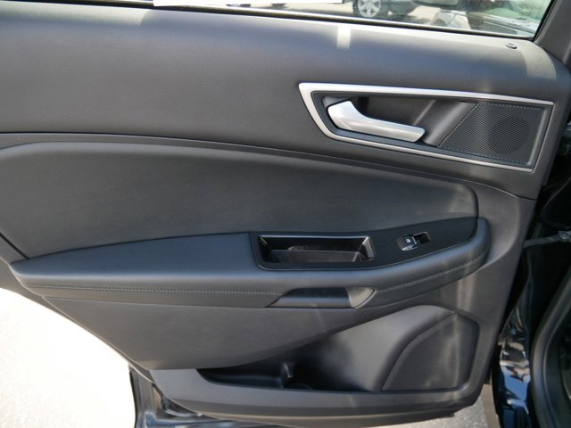 Certified 2020 Ford Edge SEL w/ Convenience Package AWD/4WD image 13