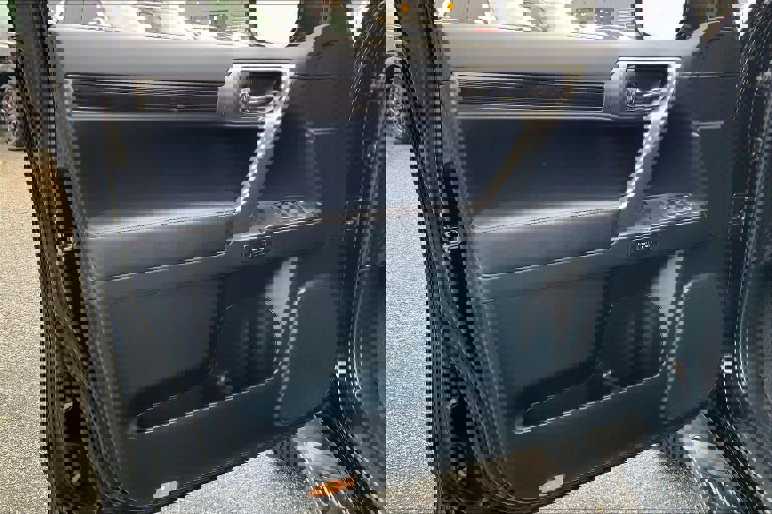 Used 2023 Lexus GX 460 Premium image 42