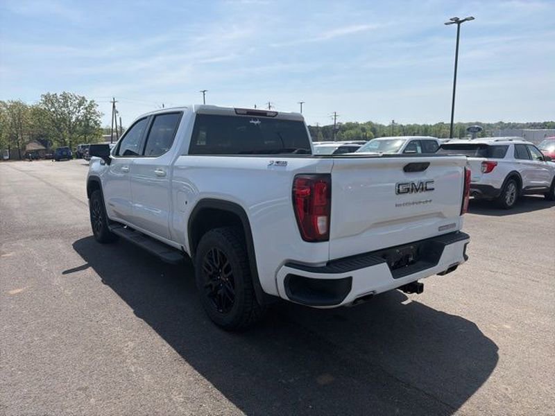 Used 2024 GMC Sierra 1500 Elevation image 2