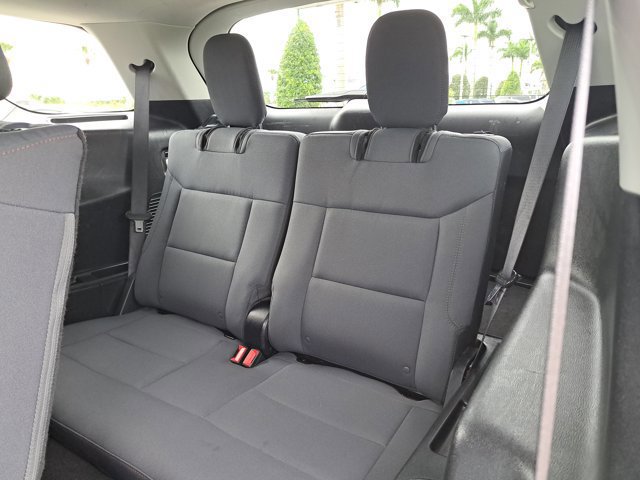 Certified 2025 Ford Explorer Active image 15