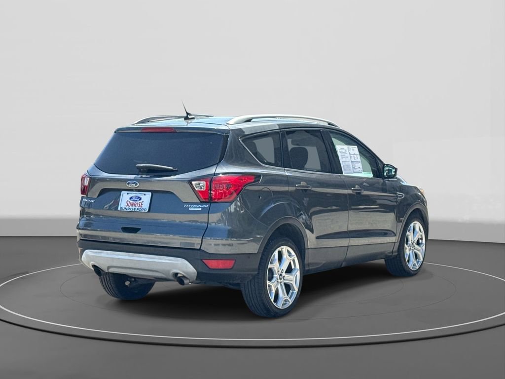 Certified 2019 Ford Escape Titanium FWD image 6