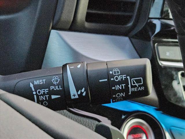 Used 2025 Honda Odyssey Touring image 11