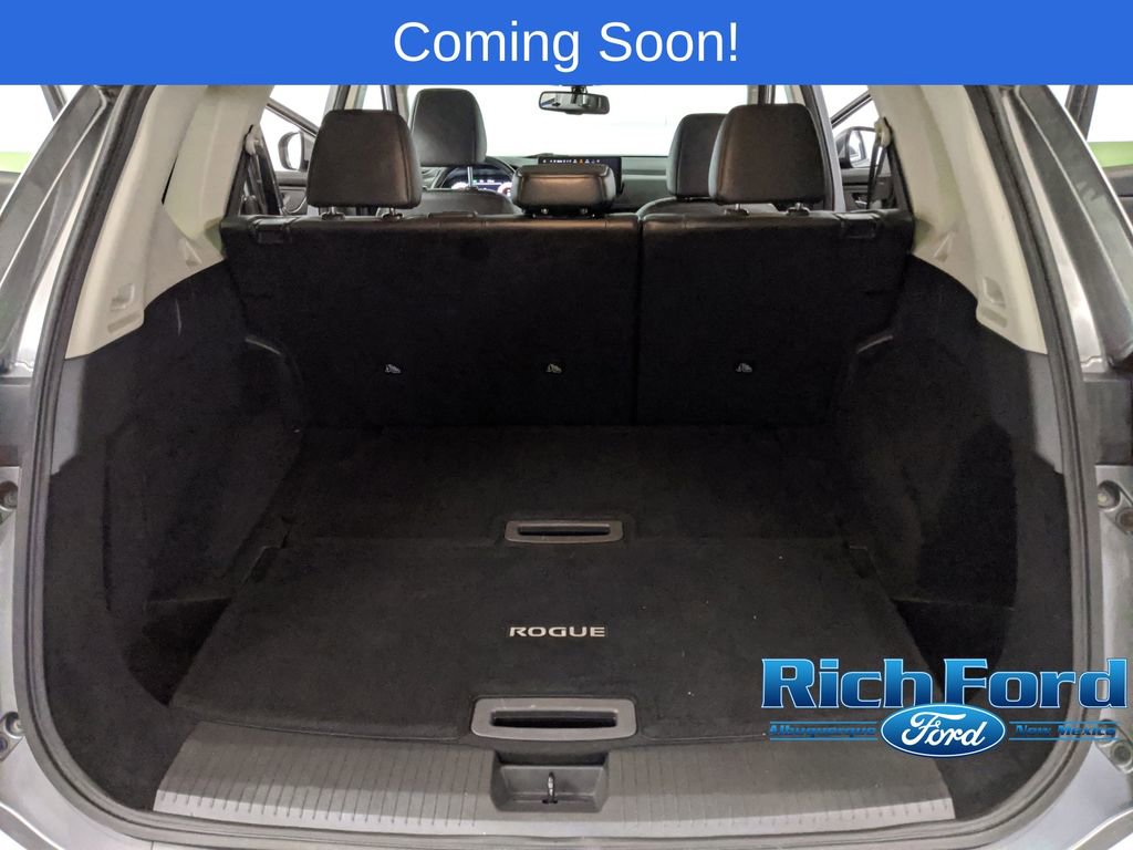 Used 2024 Nissan Rogue SL image 18