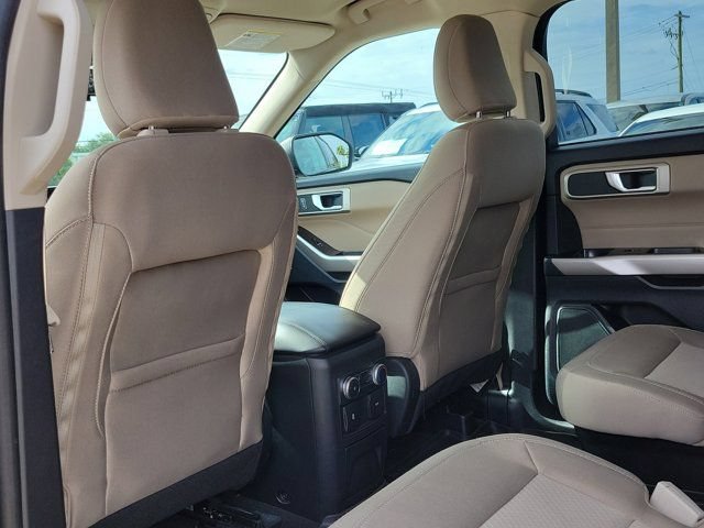 Certified 2022 Ford Explorer XLT AWD/4WD image 16