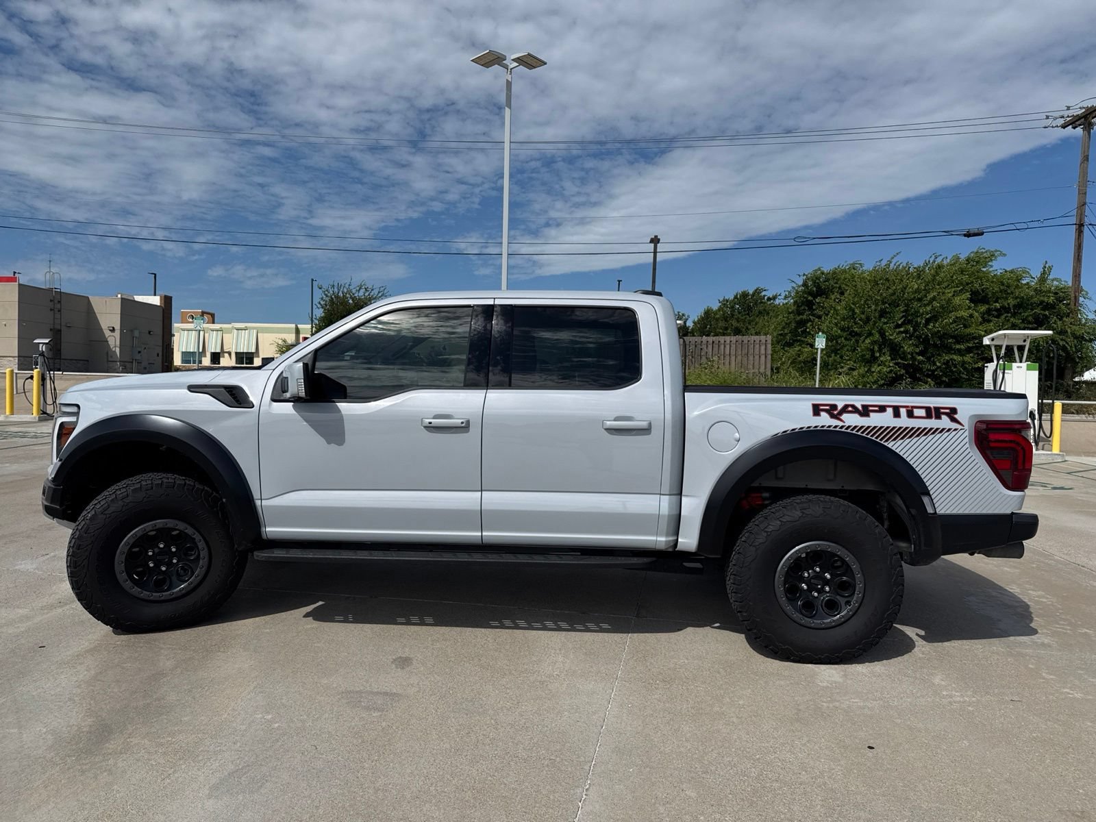 Certified 2025 Ford F150 Raptor AWD/4WD image 7