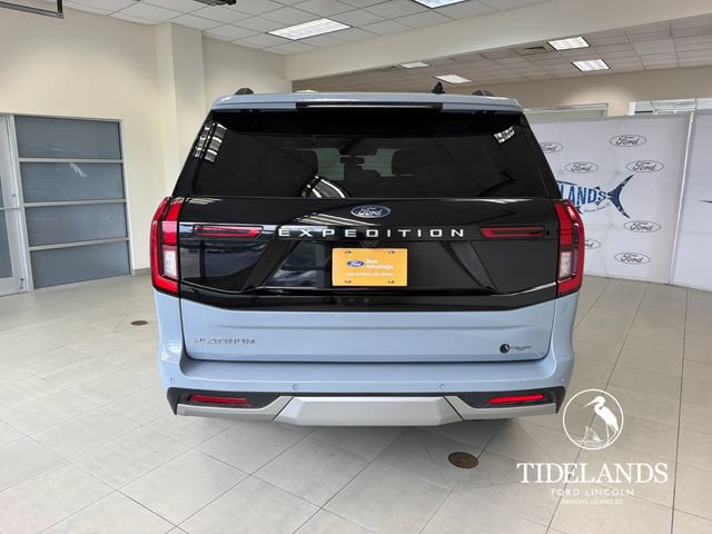 Certified 2025 Ford Expedition Platinum AWD/4WD image 7